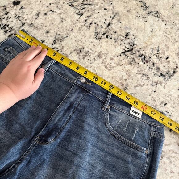 Judy Blue Curvy Lilly Tummy Control High Rise Shorts 2XL NWOT JB150235 MD-CO - Picture 9 of 13